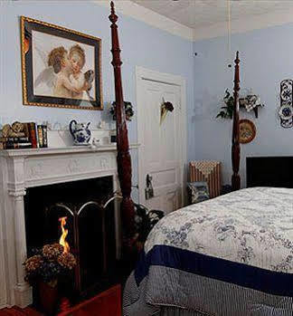 Belle Hearth Bed And Breakfast Waynesboro Exterior foto